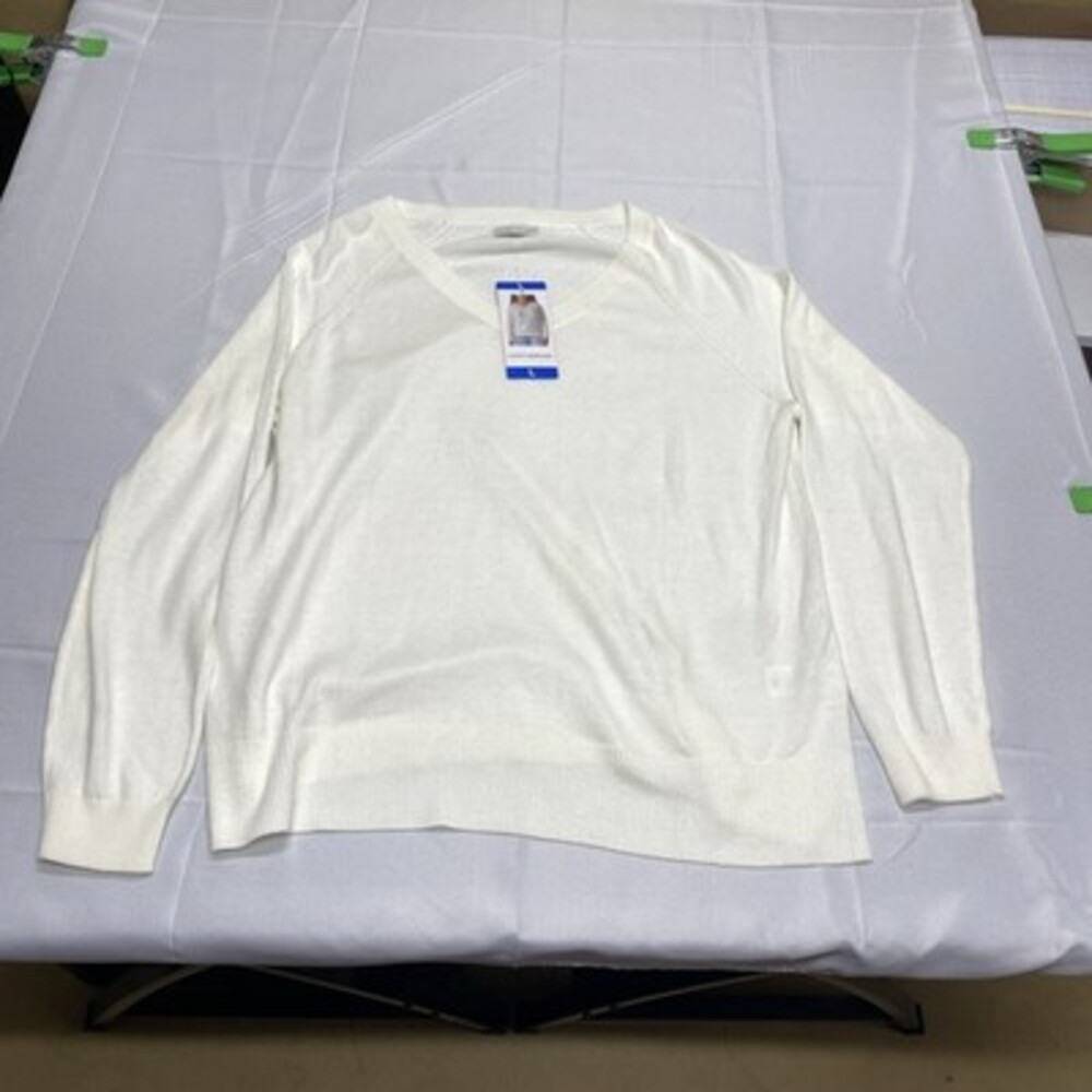 NWT Lucky Brand Men's Cloud Soft Long Sleeve V-Neck Sweater! Size large! NEW!